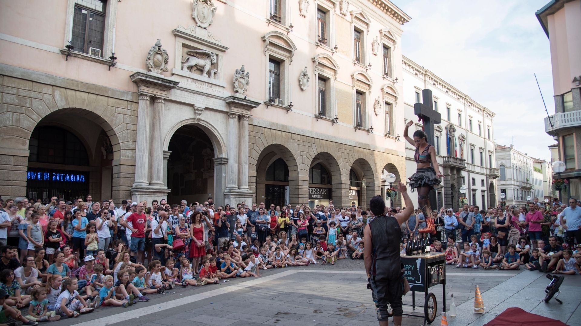 Street Show Festival Organizzazione Artisti di Strada
