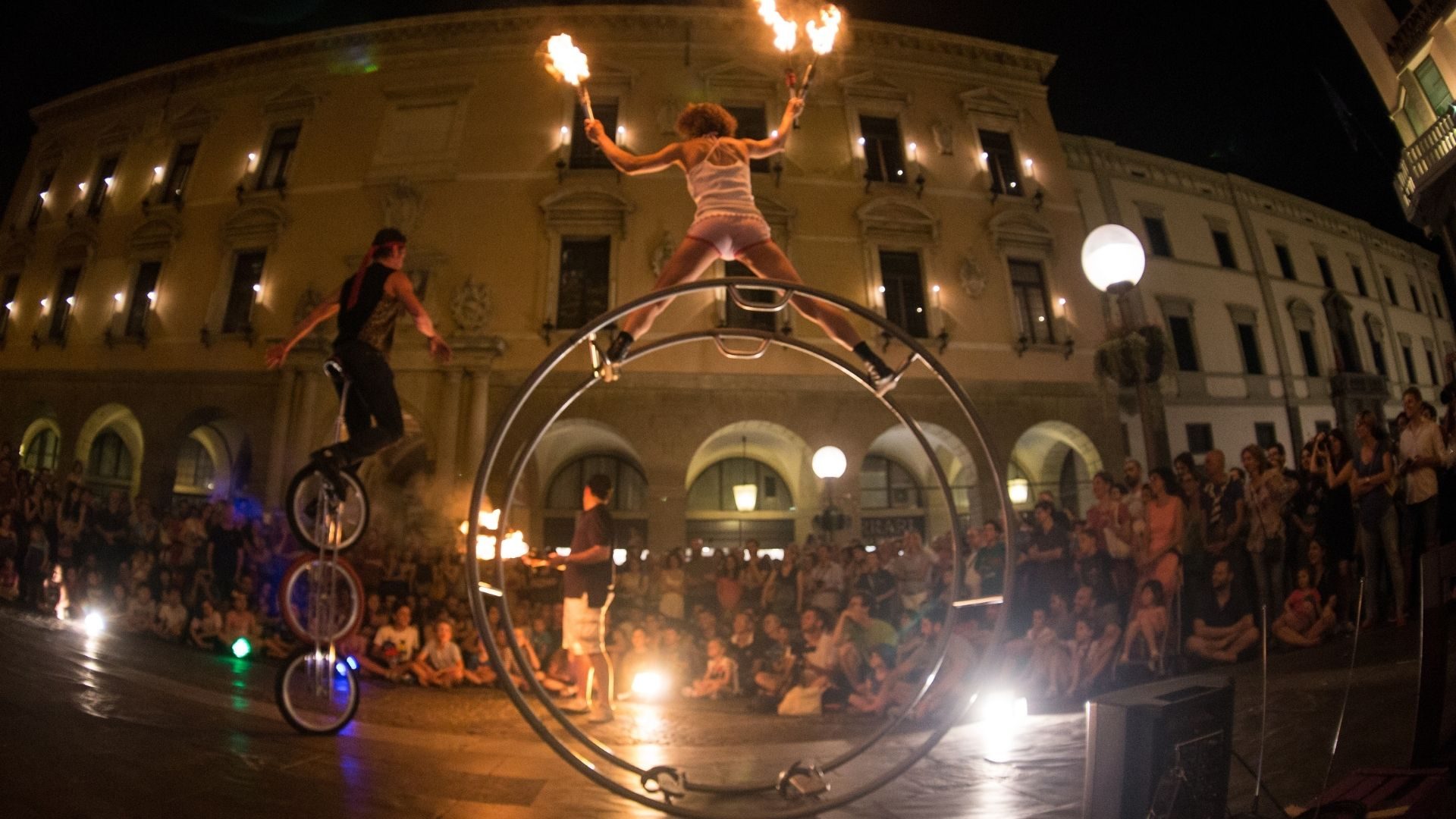 Street Show Festival Organizzazione Artisti di Strada